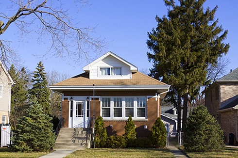 House painters Edmonton refreshing a Downtown Edmonton condo with a crisp new coat of paint on walls and trim.